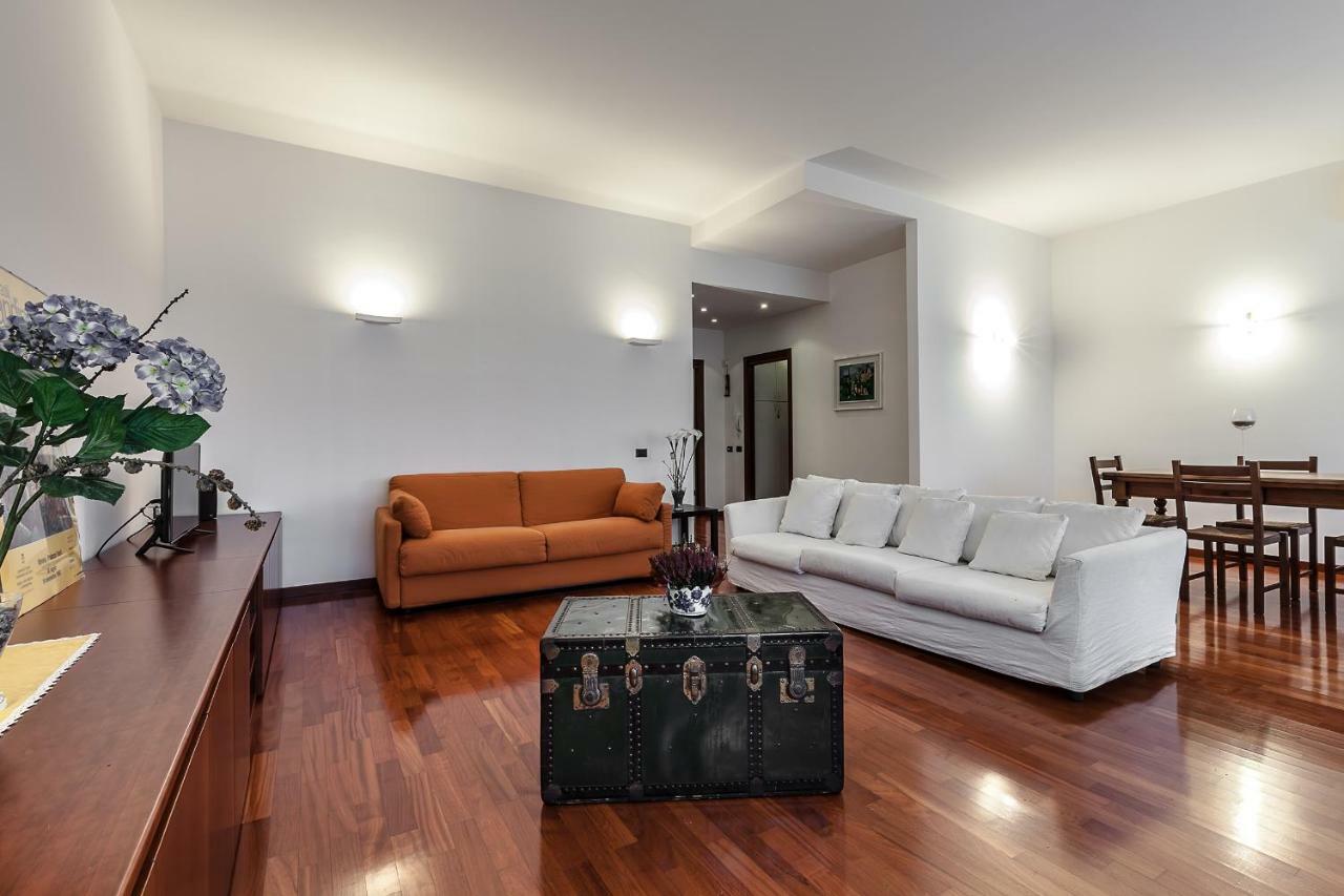 Milano Darsena Apartment ภายนอก รูปภาพ